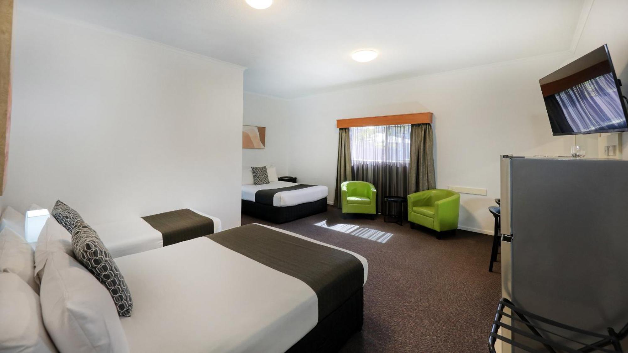 Best Western Caboolture Gateway Motel Exterior photo
