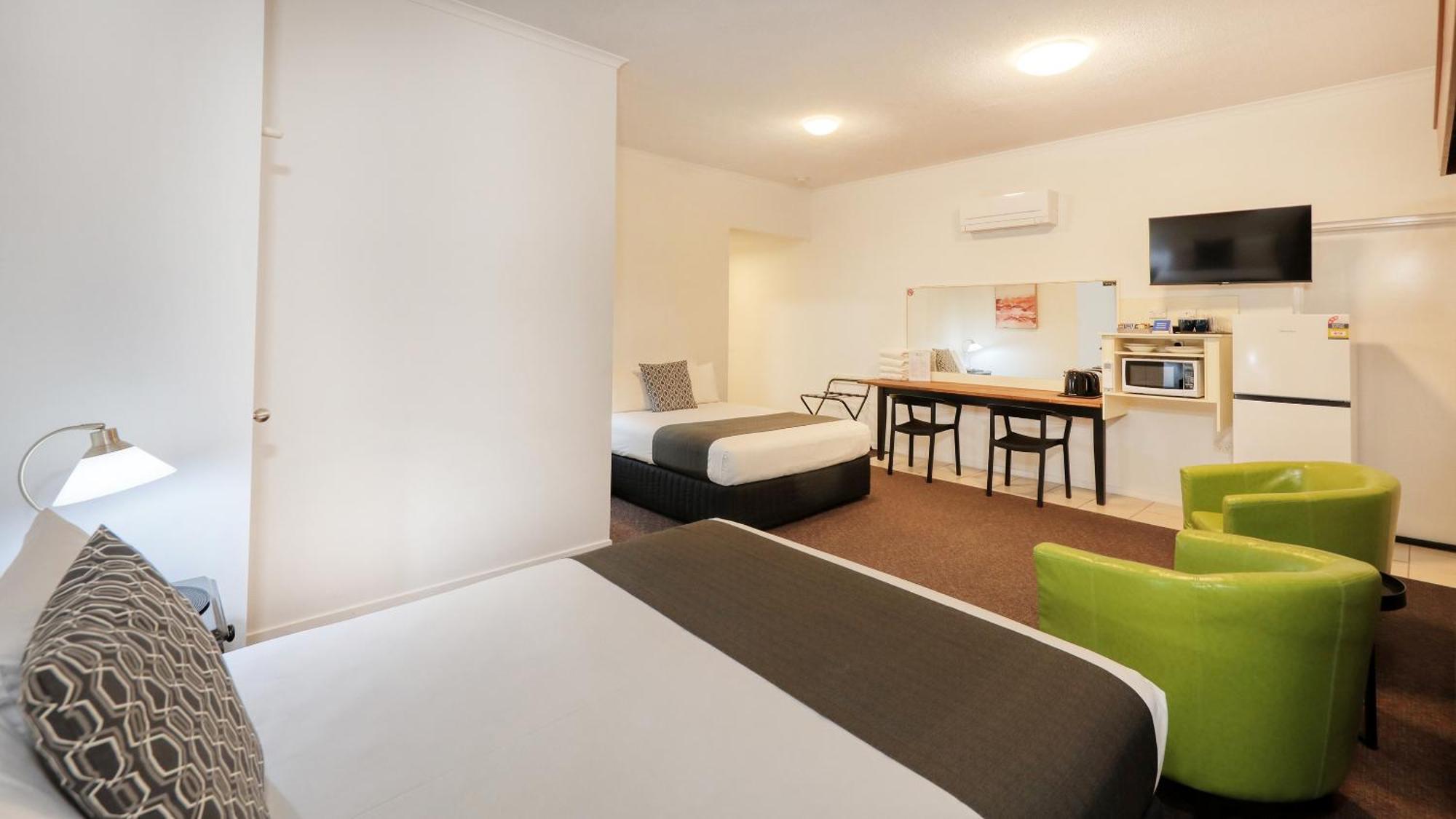 Best Western Caboolture Gateway Motel Exterior photo